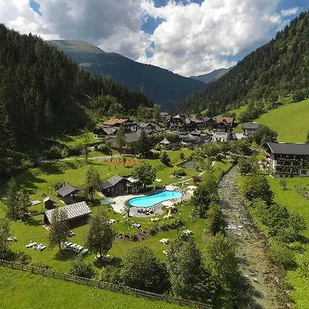 Gruener Baum Hotel